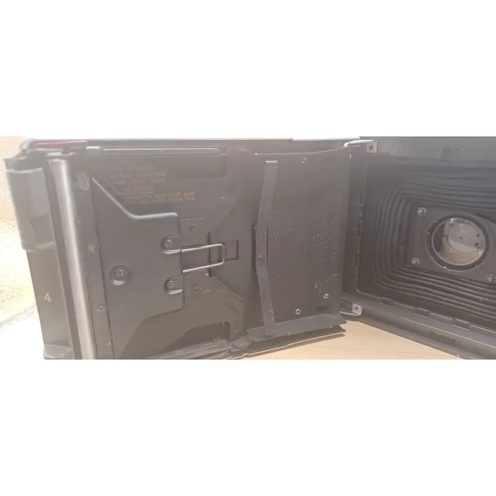 Vintage 1967 Polaroid Land Camera 220 Packfilm Camera